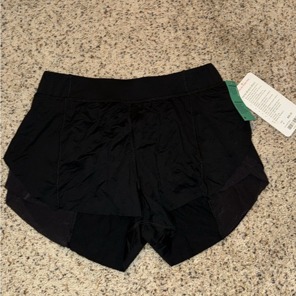 Lululemon NWT home stretch shorts